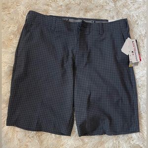 Men’s casual performance shorts.